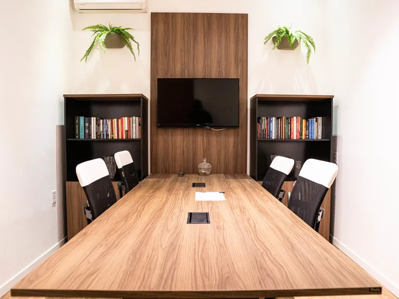 Sala de reunião 01 — Cohatrac IV, São Luís/MA