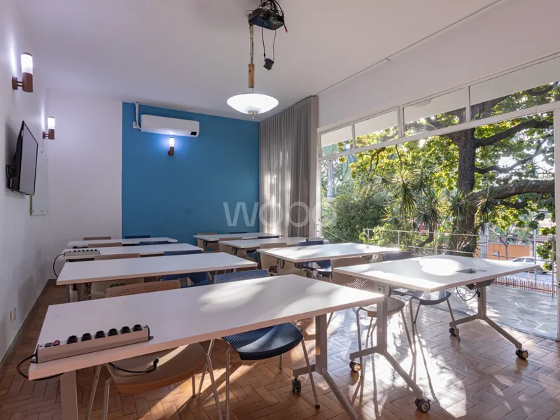 Salão - Formato Sala de Aula - RI — São Luiz, Belo Horizonte/MG