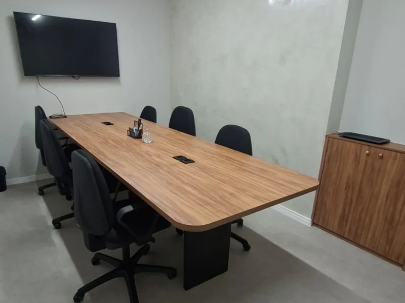 Sala de Reunião 6 — Caminho das Árvores, Salvador/BA