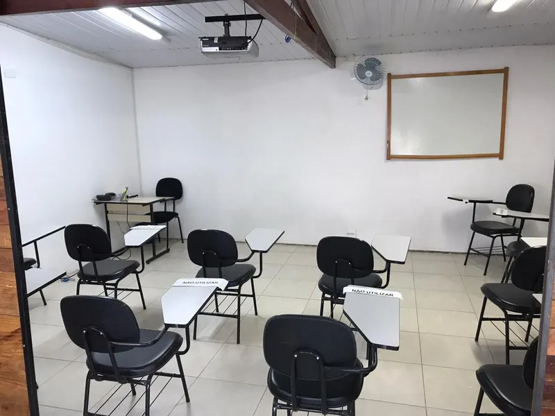 SALA DE TREINAMENTO 01 — Centro, Poços de Caldas/MG
