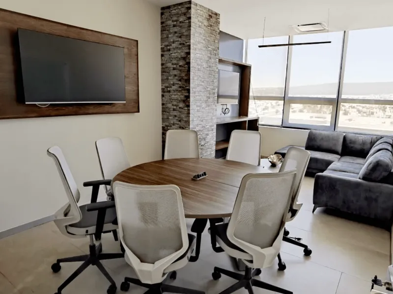 Meeting Room — Fraccionamiento Residencial el Refugio, Querétaro/Santiago de Querétaro