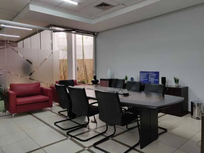 Sala de Reunião - 07 lugares — Jardim Contorno, Bauru/SP