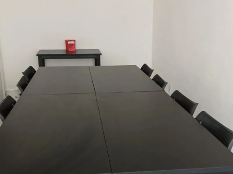 Sala de 08 pessoas — Joaquim Távora, Fortaleza/CE
