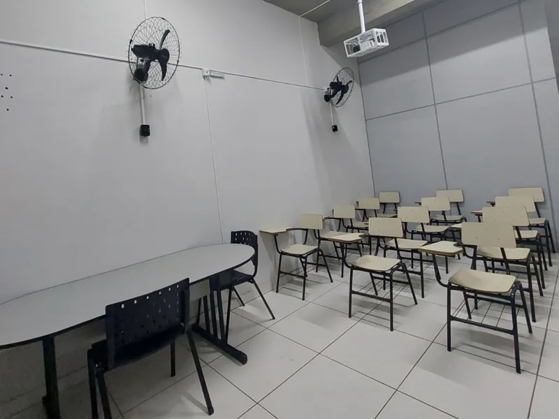 Sala de Reuniões 2 — São José, Divinópolis/MG