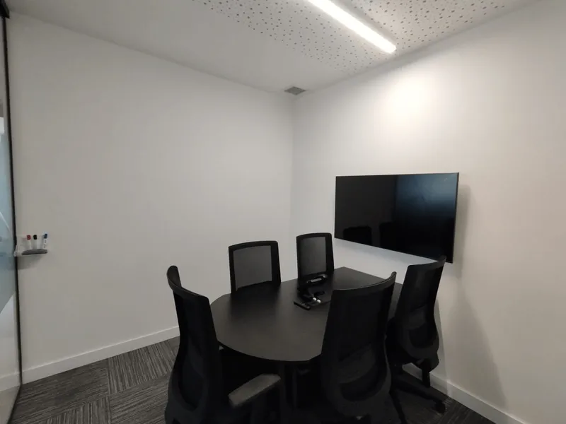 Sala de reunião R03 — Pinheiros, São Paulo/SP