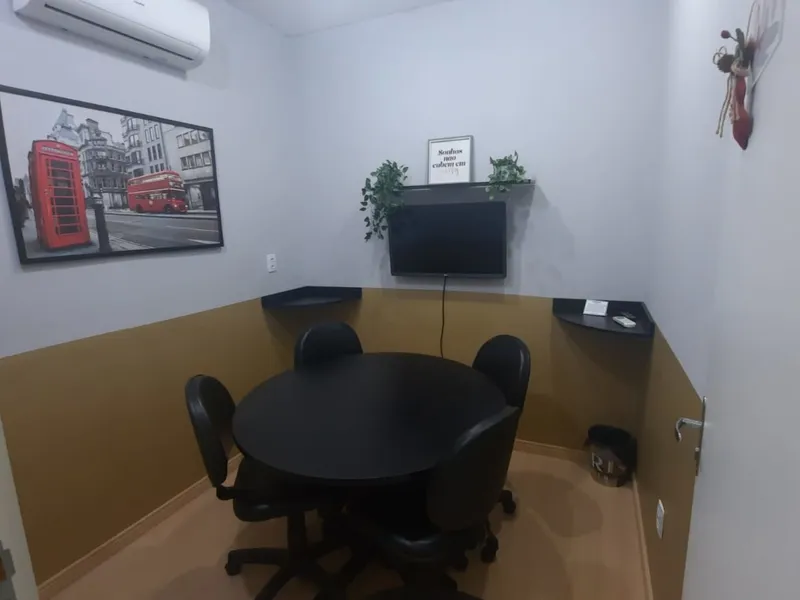 Sala 6 (Reunião 4 lugares)-RI — Centro, Nova Iguaçu/RJ