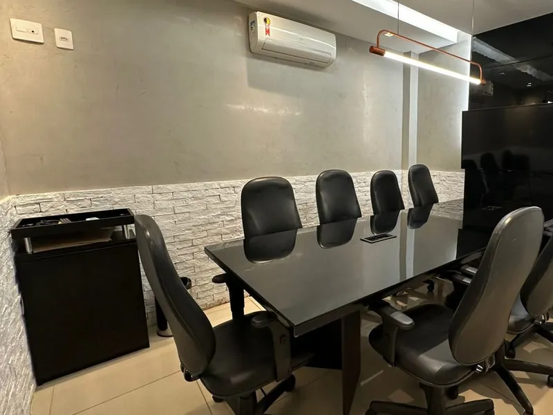 Sala de sete — Amador, Eusébio/CE