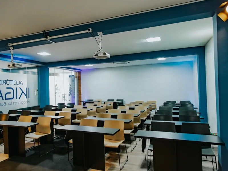 EV - Auditório (auditório 80 p./ escolar 54 p.) — Santo Antônio, Belo Horizonte/MG