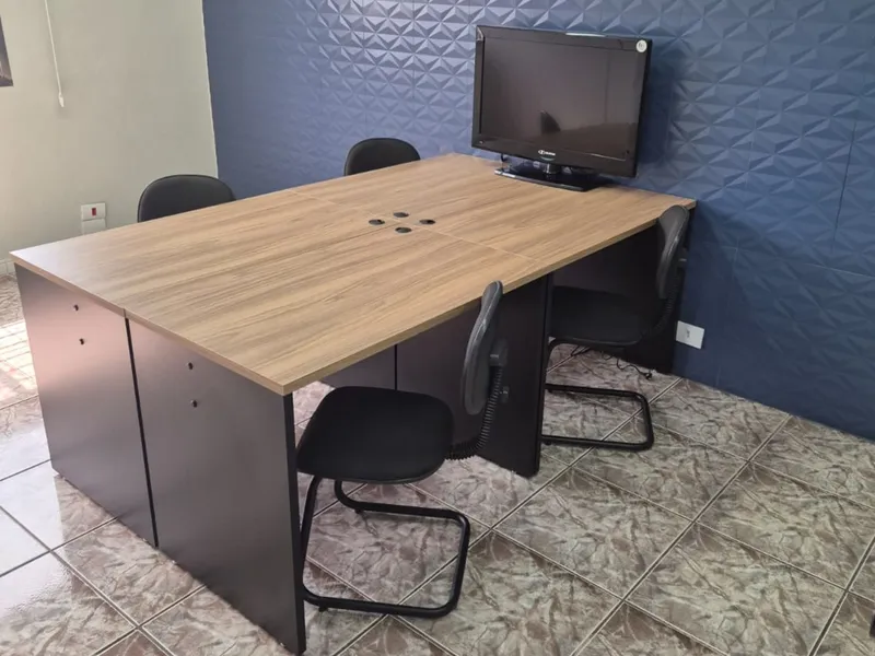 Sala reunião com TV — Vila Nova Manchester, São Paulo/SP