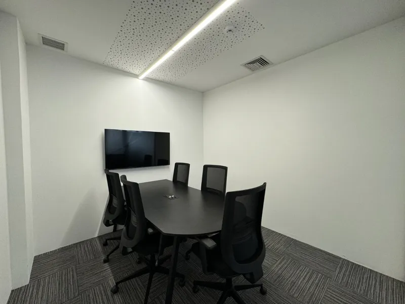 Sala de reunião R04 — Pinheiros, São Paulo/SP