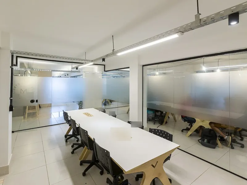 Sala 8 - RI — Asa Norte, Brasília/DF