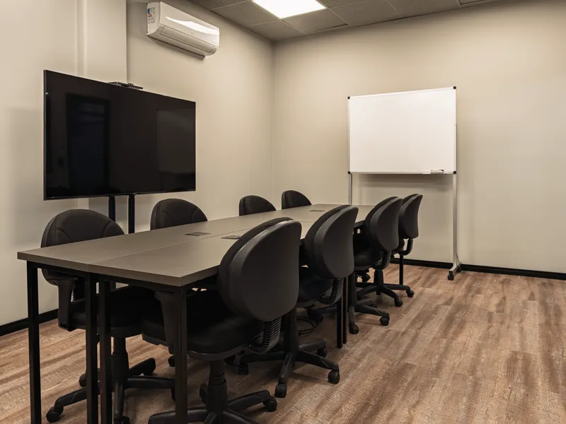 Sala Office 1 — Costa e Silva, Joinville/SC