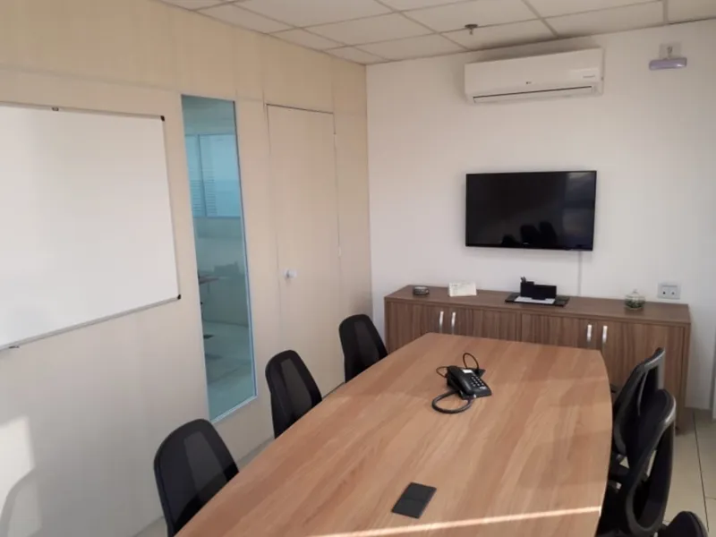 Sala de Reunião — Continental, Osasco/SP