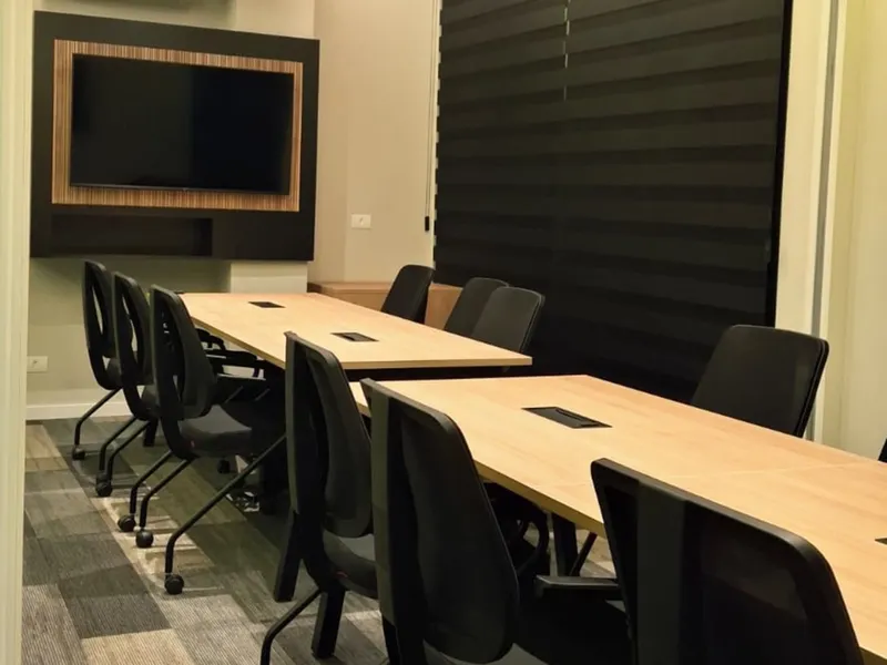 Sala de reunião 06 — Água Verde, Curitiba/PR