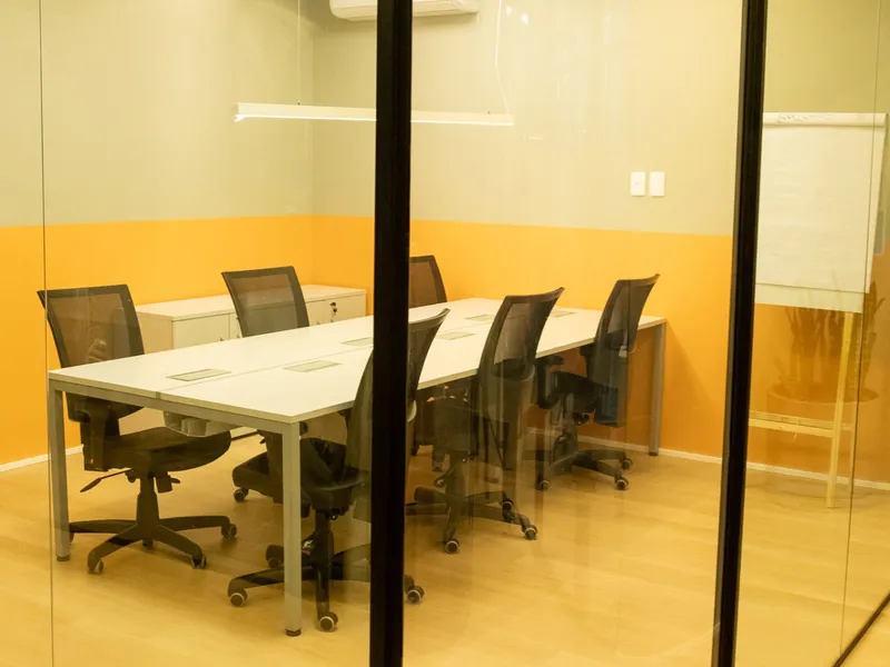 Sala de Reunião 09 — Centro, Florianópolis/SC