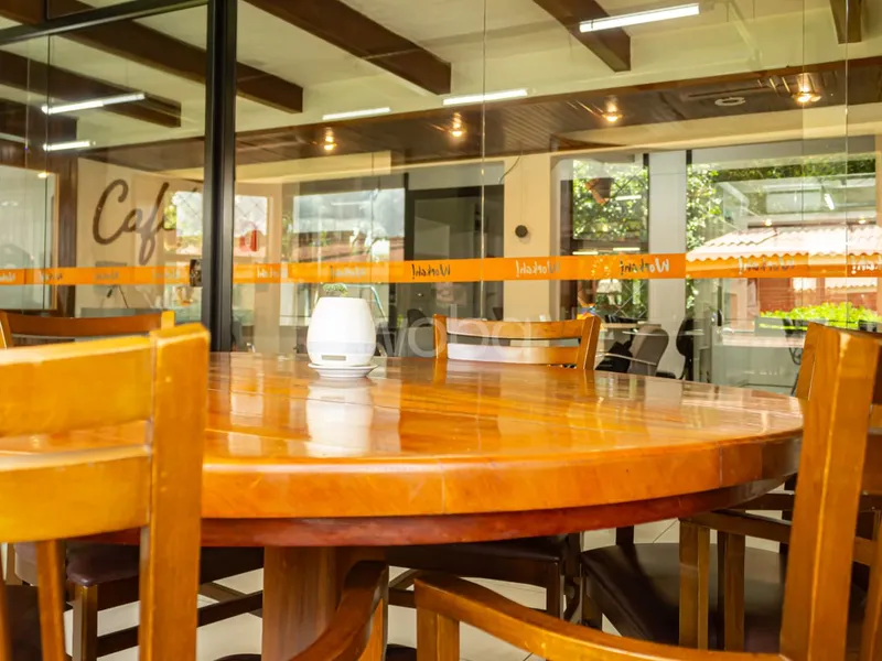 Sala de Reunião (mesa redonda) — Jardim Primavera, Araraquara/SP