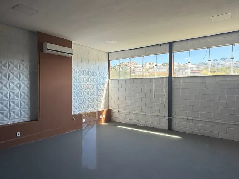 Sala Box 10 — Nova Varginha, Varginha/MG