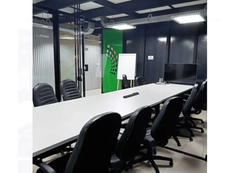 Sala de reunião 3 (grande) — Gleba Fazenda Palhano, Londrina/PR