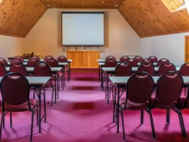 EV - Sala de Eventos — Vila Capivari, Campos do Jordão/SP
