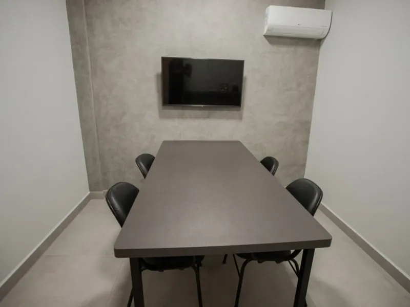 Sala de Reunião — Centro, Laranjeiras do Sul/PR