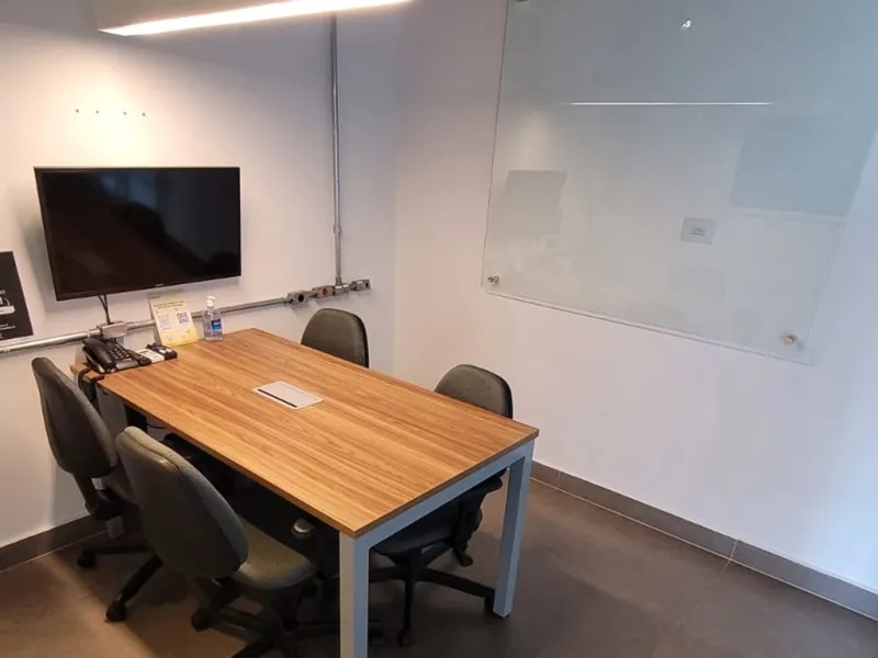 SALA DE REUNIÃO 03 — Centro, Guarulhos/SP