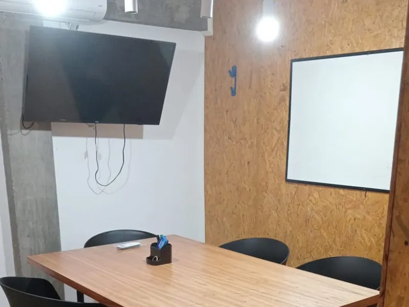 Sala de Reunion x6 — Manuel B. Gonnet, La Plata