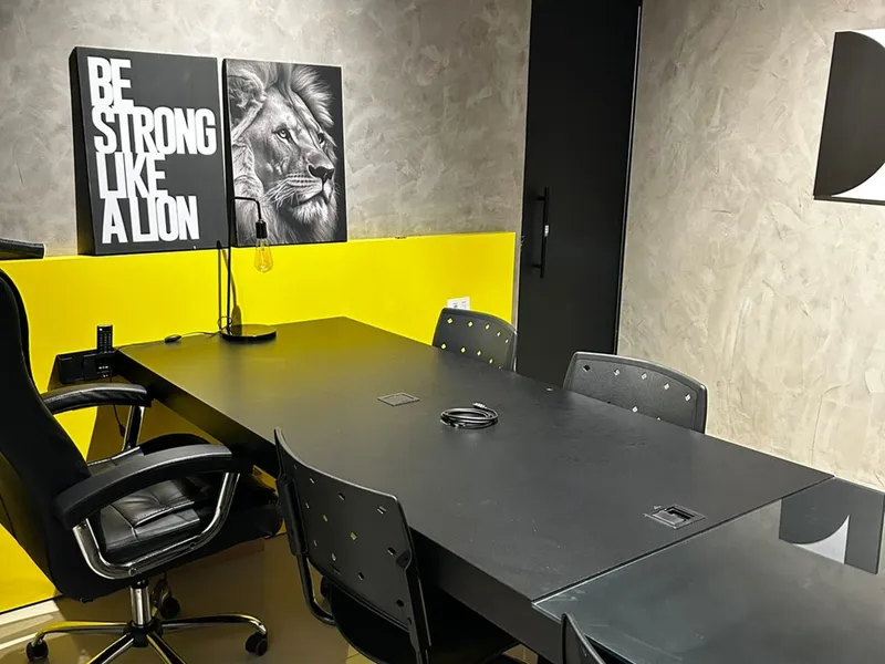 Sala de reunião 01 — Portal de São Francisco, Assis/SP