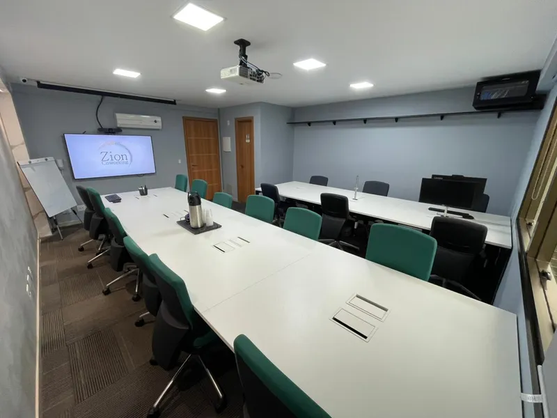 Sala de Reunião 18L — Freguesia (Jacarepaguá), Rio de Janeiro/RJ