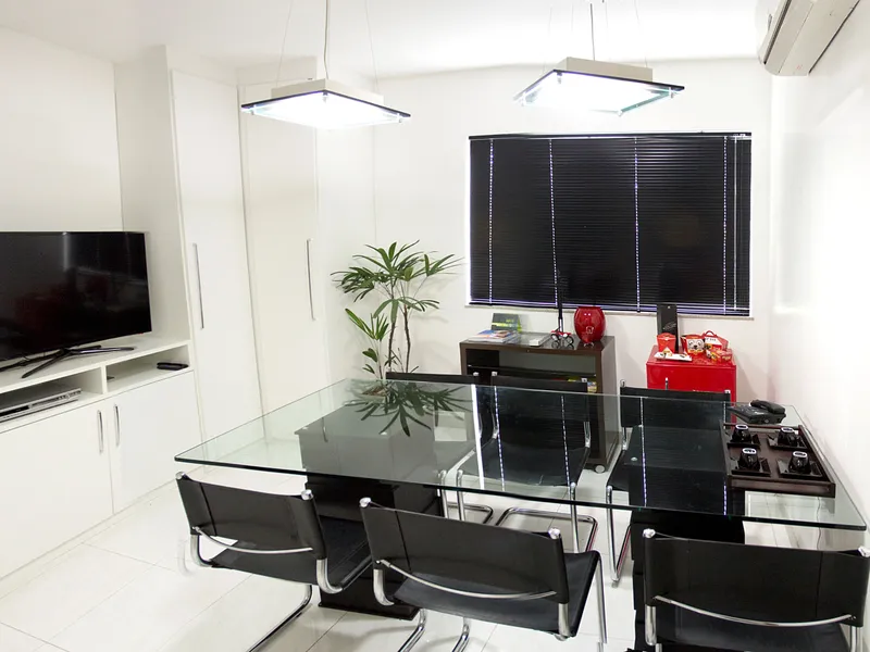 Sala de Reunião - Banheiro Privativo — Ilha dos Araújos, Governador Valadares/MG