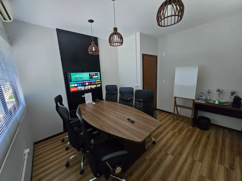 Sala reunião 01 - 06 pes. — São Judas, Itajaí/SC