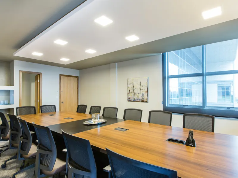 Sala de Reunião 14p - RI — Estoril, Belo Horizonte/MG