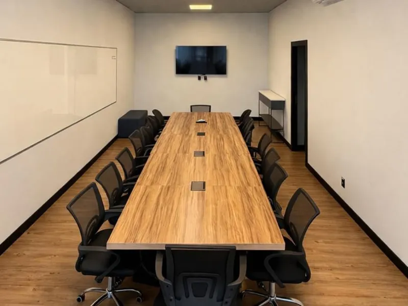 Sala Office 4 — Costa e Silva, Joinville/SC