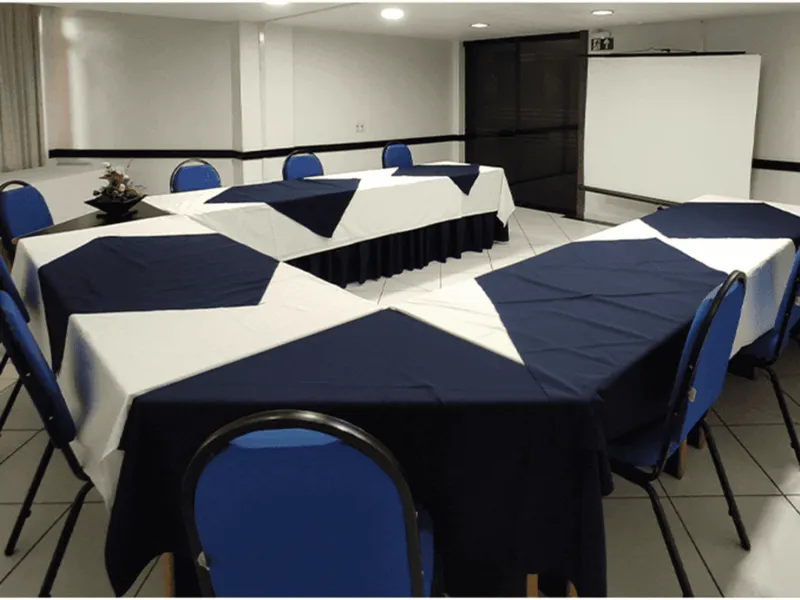 Sala Lisboa — Região do Lago, Cascavel/PR