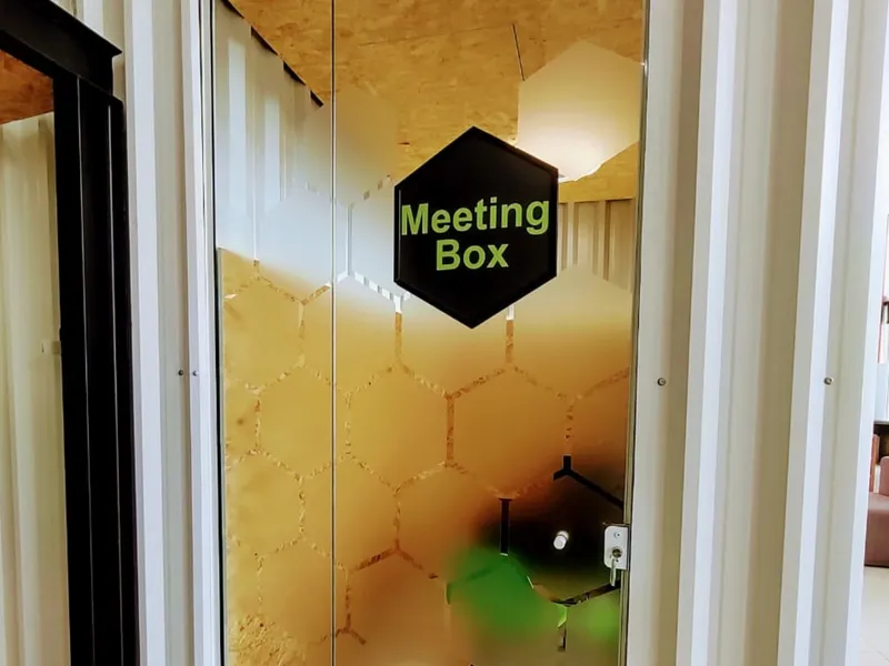 Meeting Box Inglaterra — Nações, Balneário Camboriú/SC