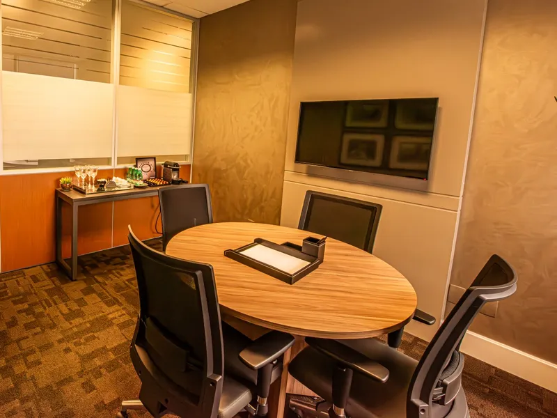 Sala de Reunião Berrini 04 pessoas - RI — Cidade Monções, São Paulo/SP