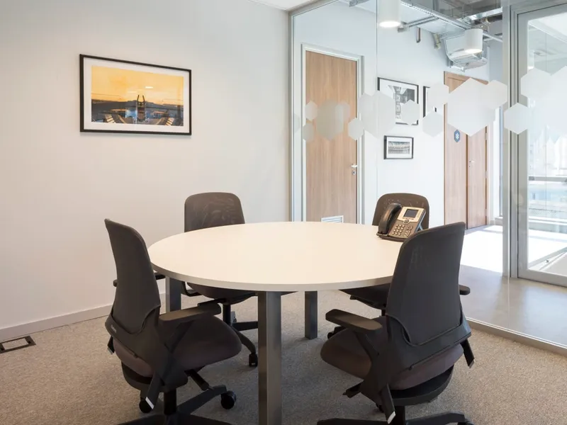 Sala de reunião 5 pessoas — Itaim Bibi, São Paulo/SP