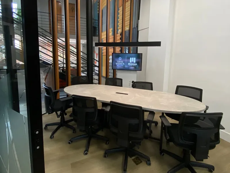 Sala de Reunião 8pessoas — Cascatinha, Juiz de Fora/MG