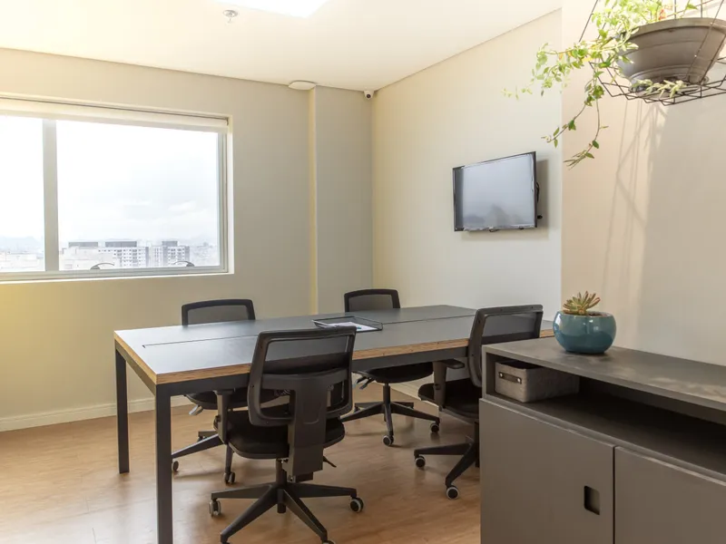 Sala 3 Trabalho até 4 Pessoas - RI — Vila Yara, Osasco/SP