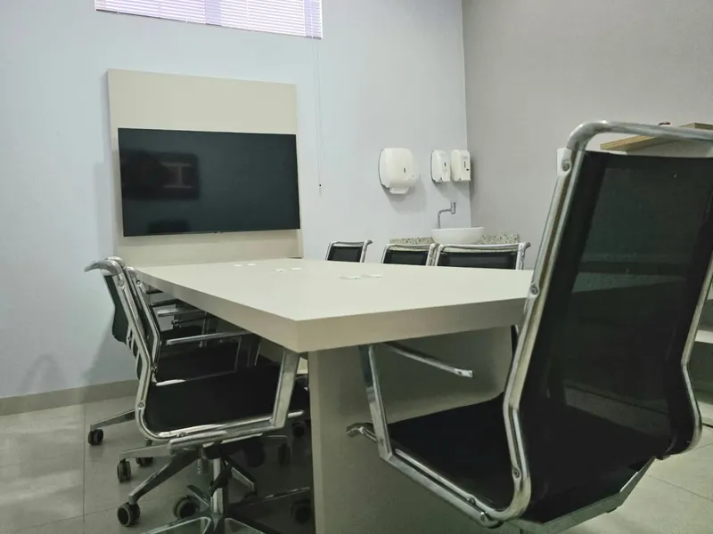 Sala para 08 pessoas — Plano Diretor Sul, Palmas/TO