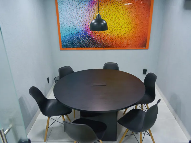 Sala de reunião black (6 pessoas) — Taquara, Rio de Janeiro/RJ