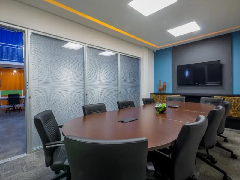 SALA DE REUNIÕES TSURU - RI — Alto Alegre, Cascavel/PR