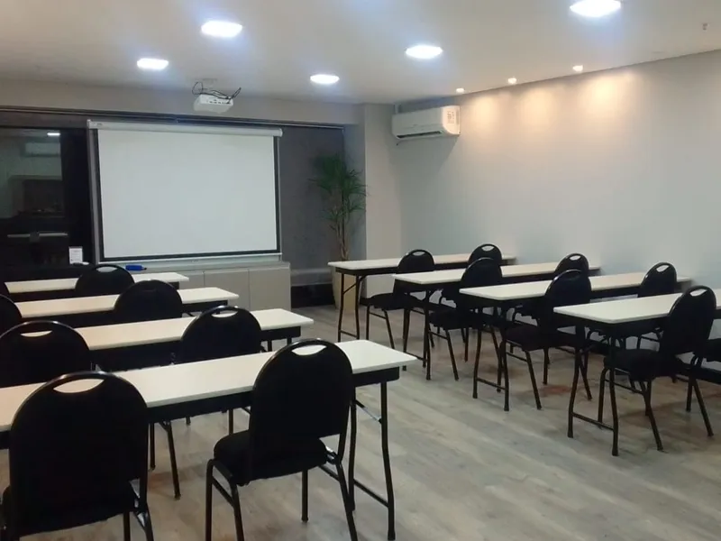 Auditório - Sala de Aula — Praia de Belas, Porto Alegre/RS