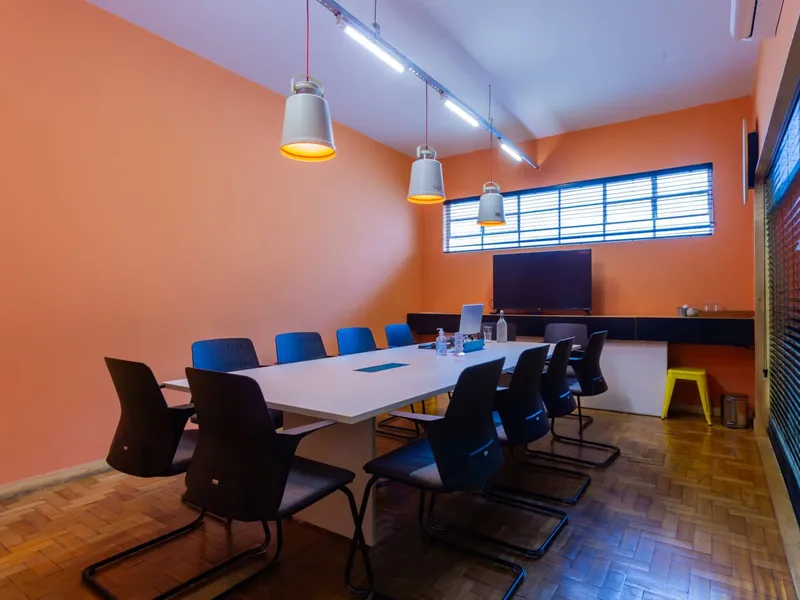 Sala de Reunião-RI — Funcionários, Belo Horizonte/MG