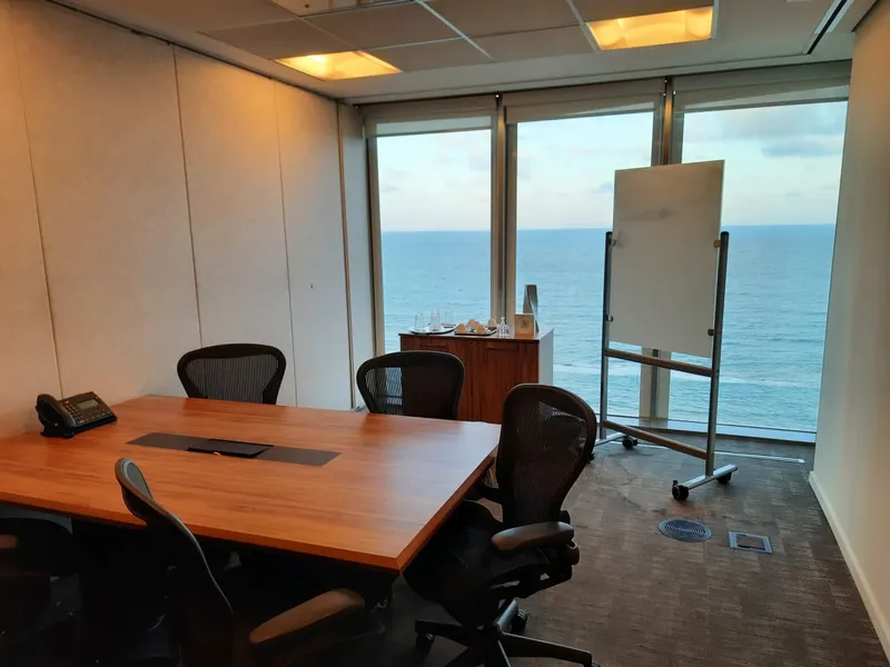 Sala de reunião 5 assentos — Pina, Recife/PE