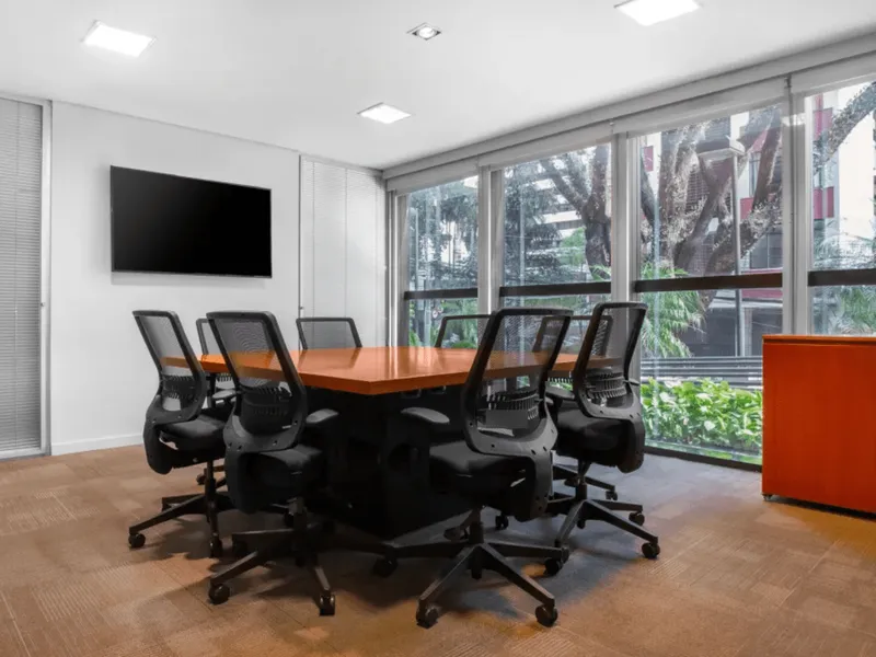 Sala para 8 pessoas — Cerqueira César, São Paulo/SP